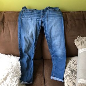 American eagle cropped jeans